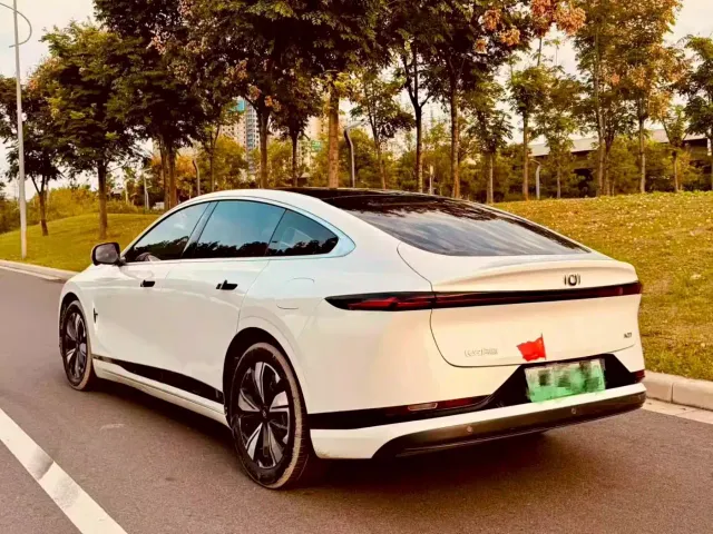 Changan Qiyuan A07 — Фото автомобиля 9
