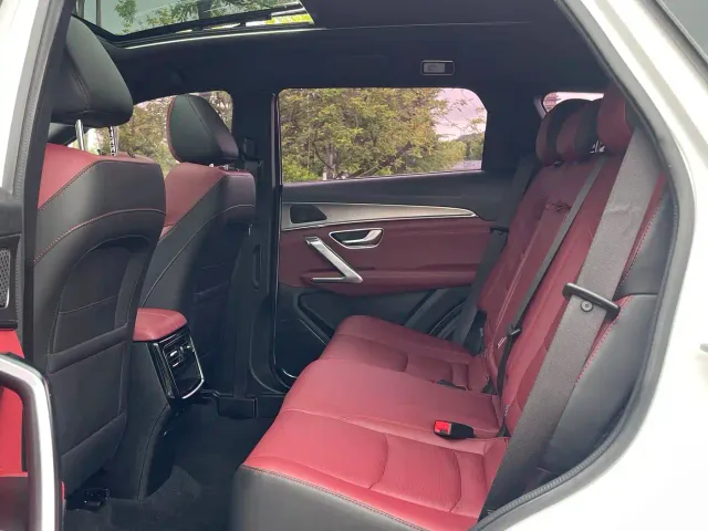 Jetour X70 Plus — Фото автомобиля 6