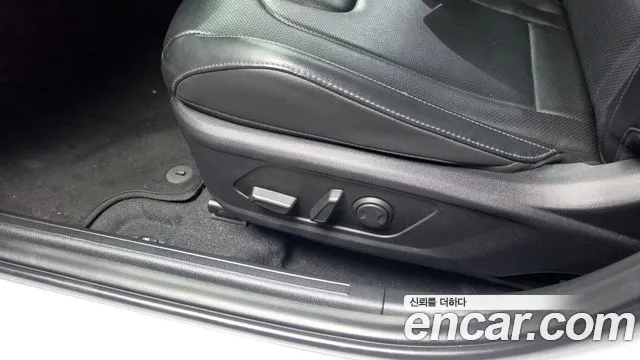 Hyundai Avante CN7 — Фото автомобиля 30