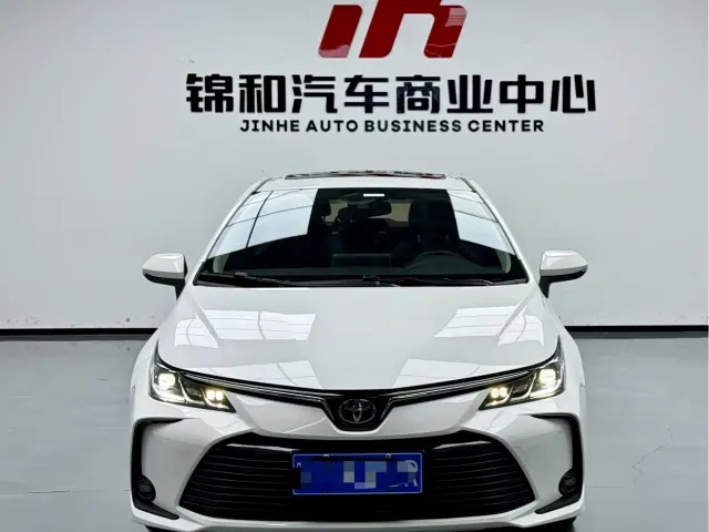Toyota Corolla — Фото автомобиля 2