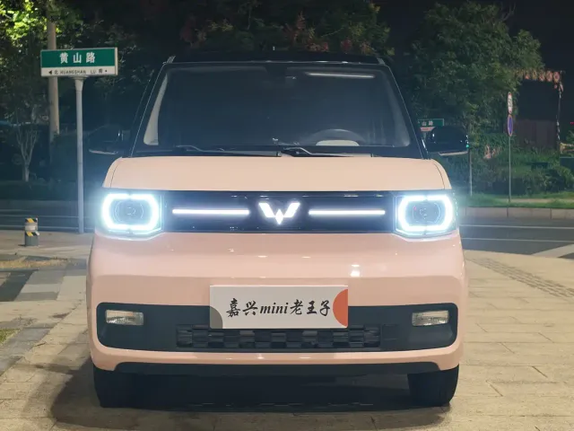 Wuling Hongguang Mini EV — Фото автомобиля 2