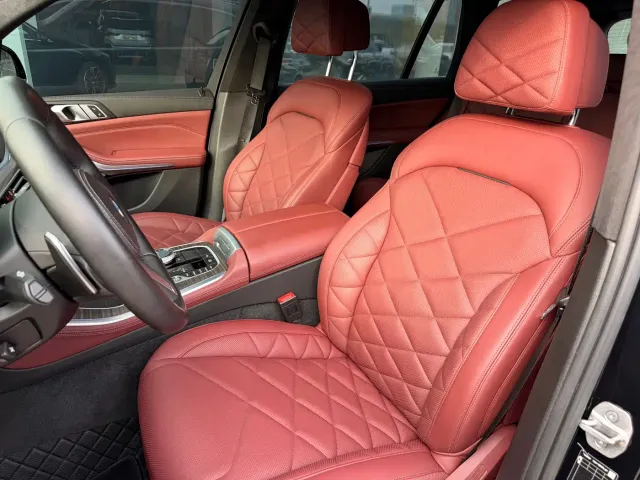 BMW X5 — Фото автомобиля 12