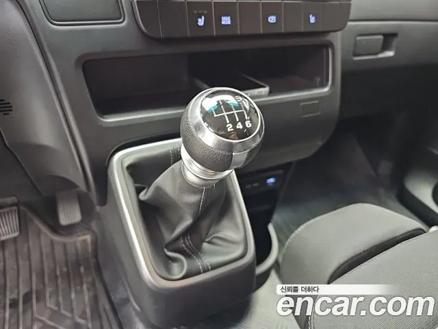 Hyundai Staria — Фото автомобиля 9