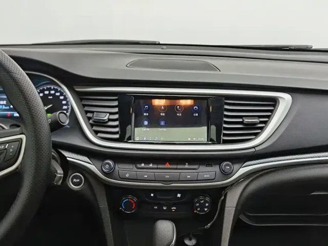 Buick Excelle — Фото автомобиля 12