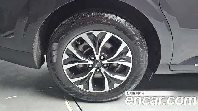 Kia Canival Carnival 4 поколение Бензин 9 мест Signature — Фото автомобиля 5