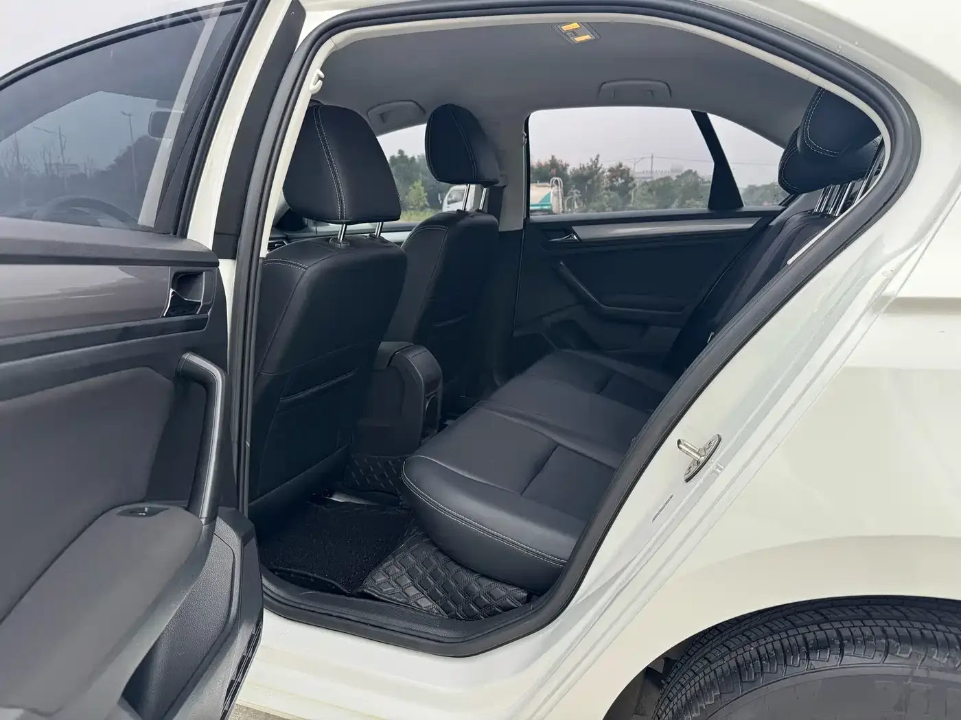 Volkswagen Bora 2019 Bora Legend 1.5L Automatic Fashion China V — Фото автомобиля 6