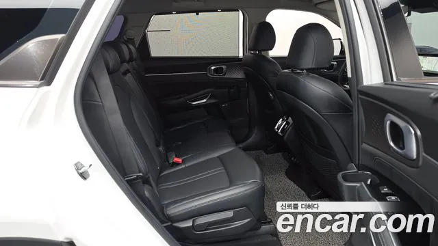Kia Sorento Sorento 4-е поколение Бензин 2.5T 2WD — Фото автомобиля 11