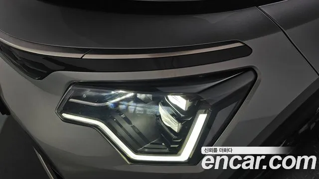 Kia Niro — Фото автомобиля 19