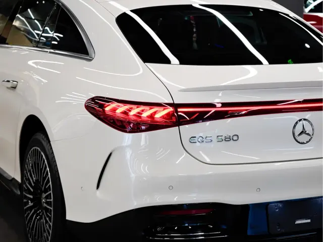Mercedes-Benz EQS — Фото автомобиля 5