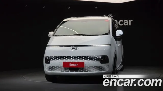 Hyundai Staria Staria L3.5 Tourer 11 мест — Фото автомобиля 3