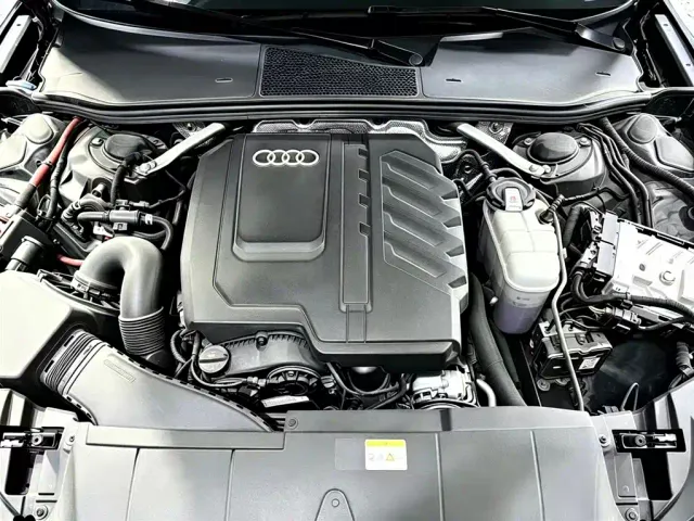 Audi A6L — Фото автомобиля 14
