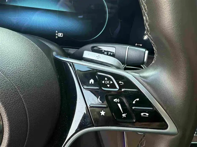 Mercedes-Benz E-Class — Фото автомобиля 6