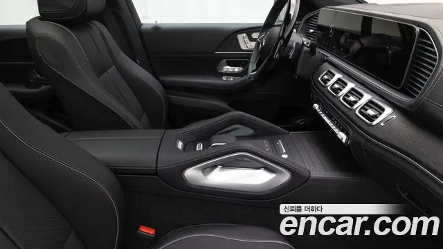 Mercedes-Benz GLE-Class — Фото автомобиля 17