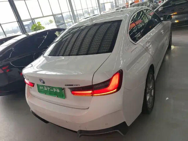 BMW i3 — Фото автомобиля 5