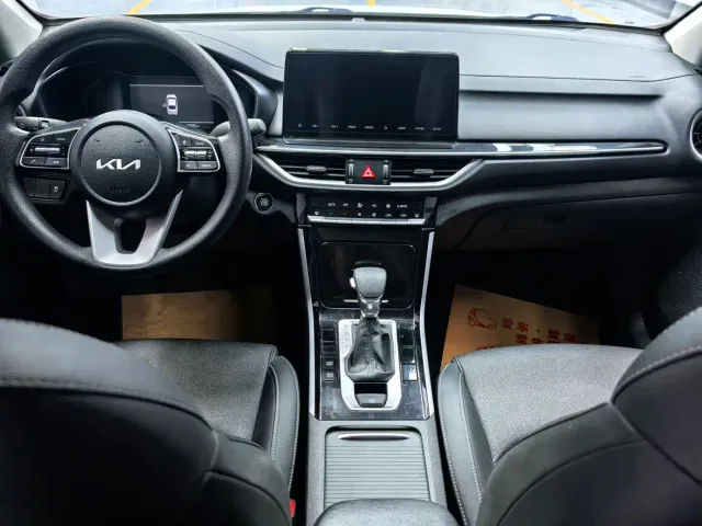 Kia K3 — Фото автомобиля 12