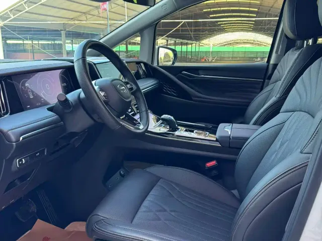 GAC Trumpchi M8 — Фото автомобиля 7