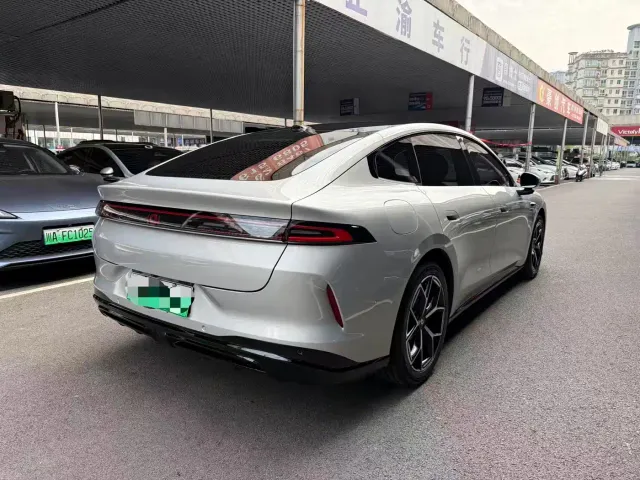 Changan Qiyuan A06 — Фото автомобиля 10