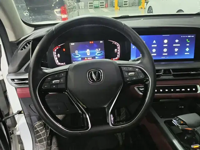 Changan CS75 Plus — Фото автомобиля 10
