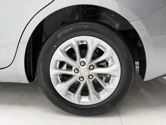 Chevrolet Monza — Фото автомобиля 14