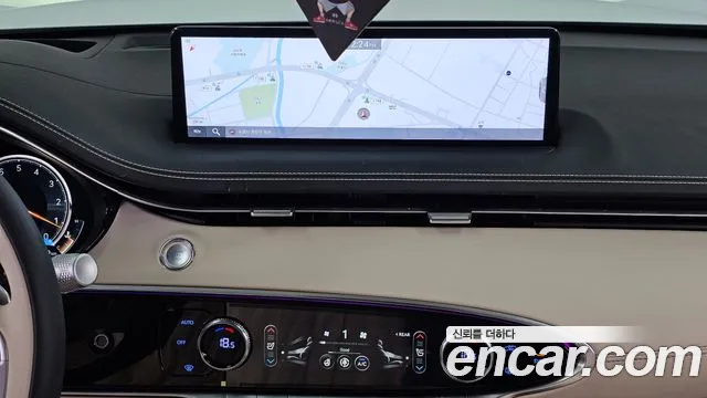 Genesis GV70 — Фото автомобиля 20
