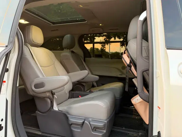 Toyota Granvia — Фото автомобиля 20