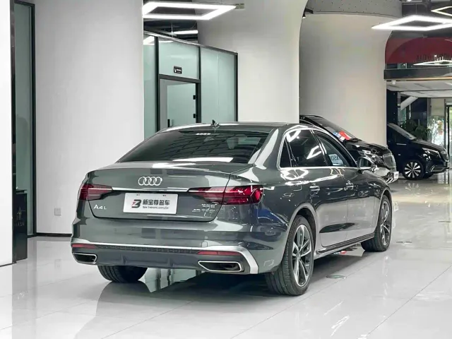 Audi A4L — Фото автомобиля 10