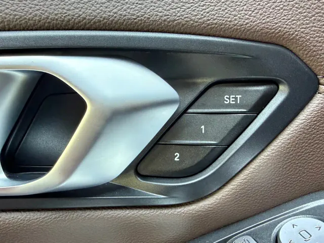 BMW 3 Series — Фото автомобиля 10