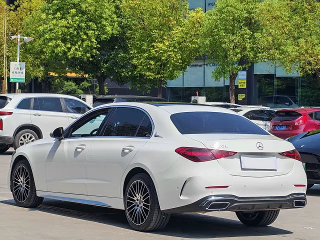Mercedes-Benz C-Class — Фото автомобиля 5