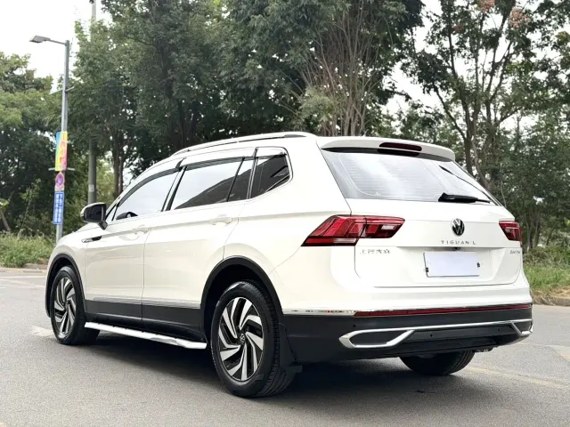 Volkswagen Tiguan L — Фото автомобиля 19