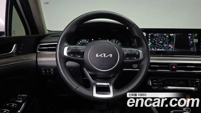 Kia K5 Generation 3 — Фото автомобиля 18