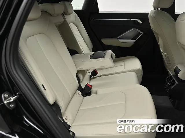 Audi Q3 35 TDI Premium — Фото автомобиля 12