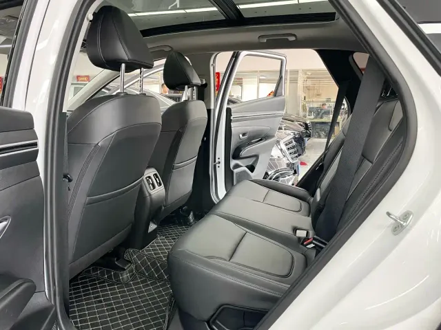 Hyundai Tucson — Фото автомобиля 8