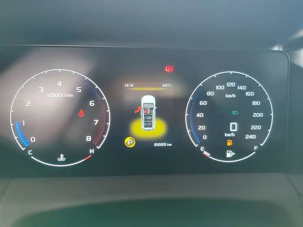 Geely Haoyue 2022 1.8TD Automatic Premium 7-Seater — Фото автомобиля 11