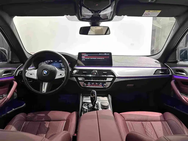 BMW 5 Series — Фото автомобиля 26