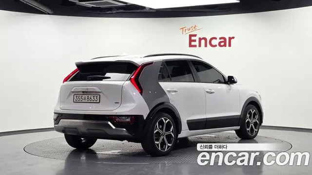 Kia Niro The All New Niro Signature — Фото автомобиля 2