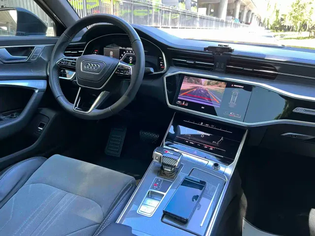 Audi A6L — Фото автомобиля 10