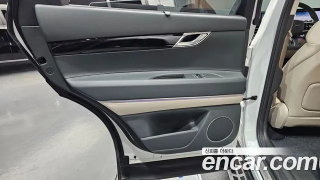 Genesis GV80 — Фото автомобиля 14
