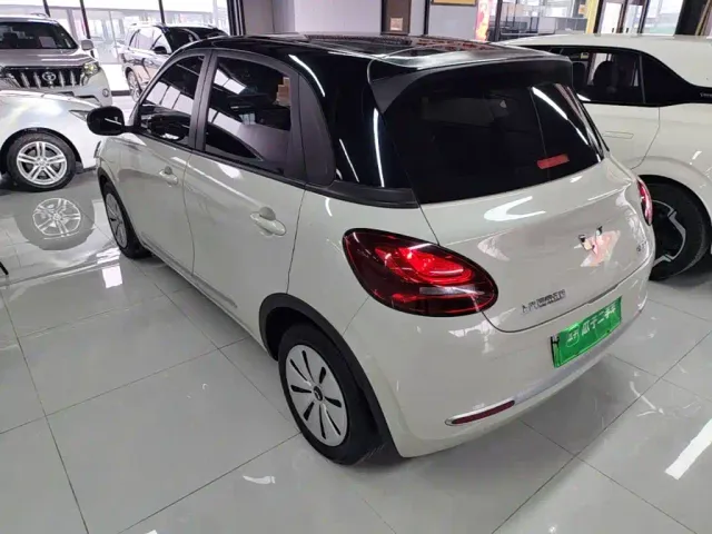 Wuling Bingo — Фото автомобиля 4