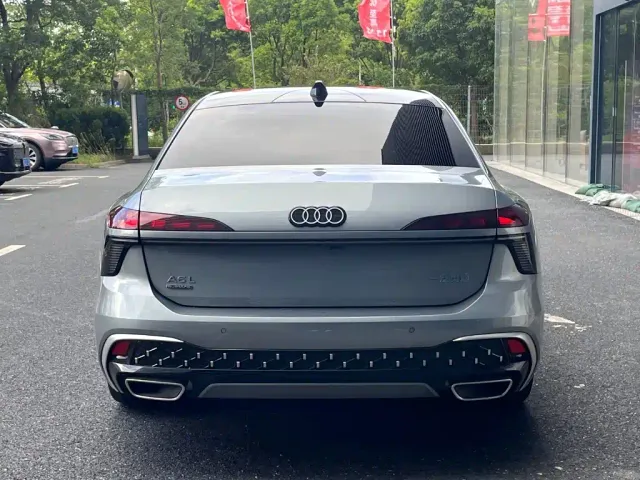 Audi A6L — Фото автомобиля 3