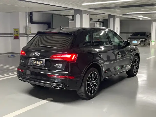 Audi Q5L — Фото автомобиля 29