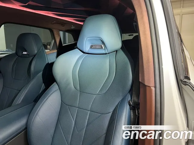 BMW XM — Фото автомобиля 5