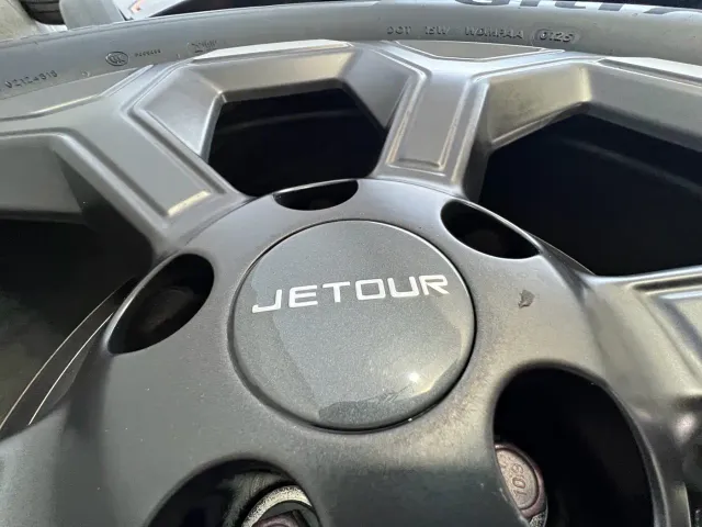 Jetour T1 — Фото автомобиля 5