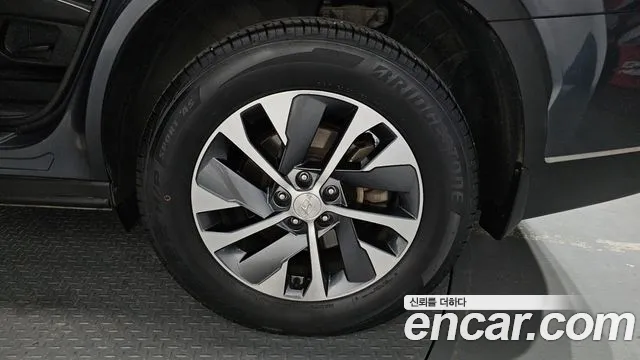 Hyundai Palisade Palisade Дизель 2.2 2WD — Фото автомобиля 5