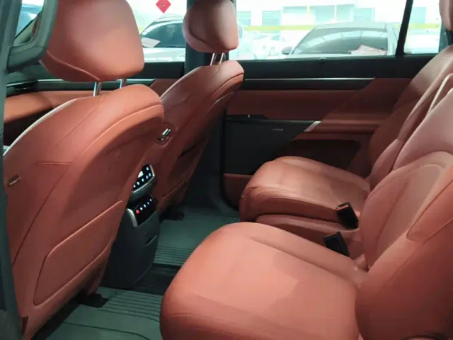 Dongfeng eπ 008 — Фото автомобиля 16