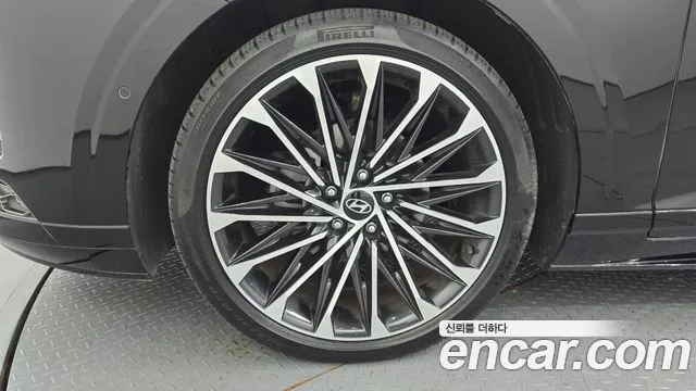 Hyundai Grandeur GN7 — Фото автомобиля 5