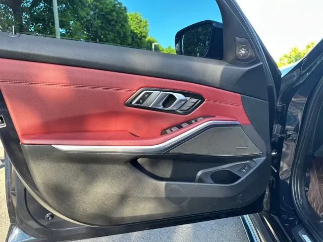 BMW 3 Series — Фото автомобиля 6