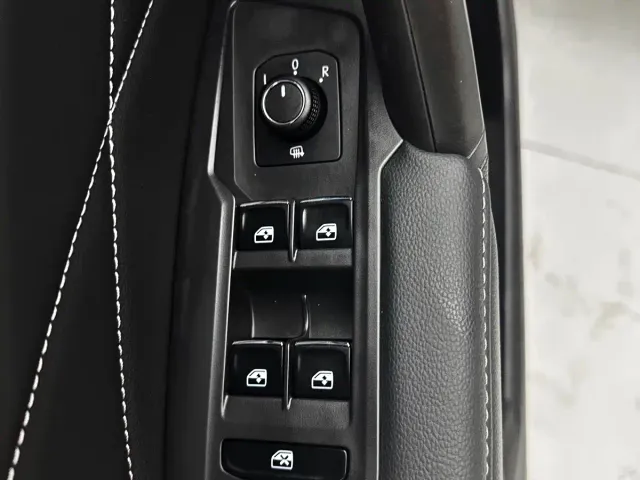 Volkswagen Tiguan L — Фото автомобиля 19