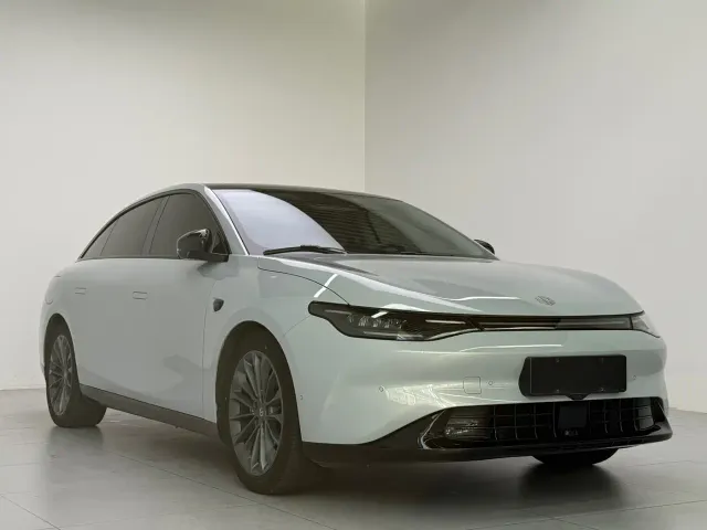 Leapmotor C01 — Фото автомобиля 3