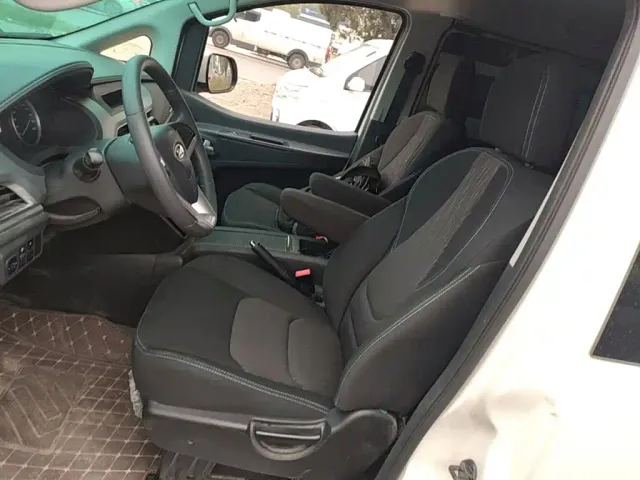 JAC Refine M3 — Фото автомобиля 14