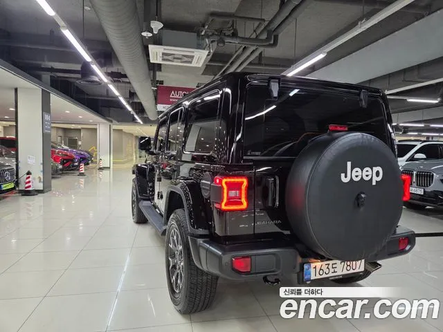 Jeep Wrangler JL — Фото автомобиля 3
